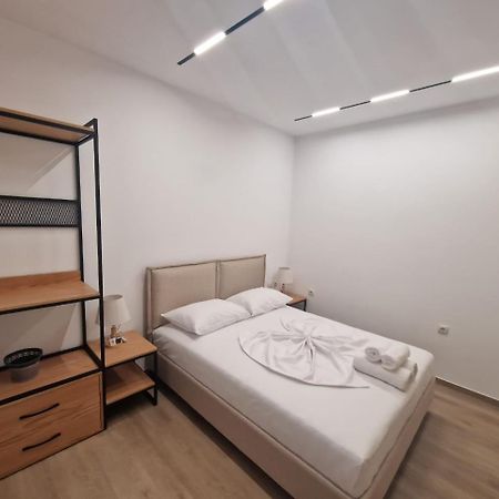 Lido Apartments Himare Ngoại thất bức ảnh