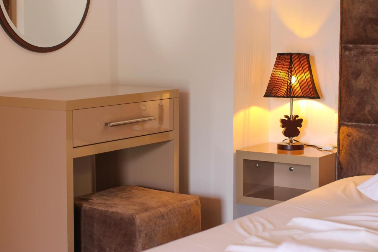 Lido Apartments Himare Ngoại thất bức ảnh