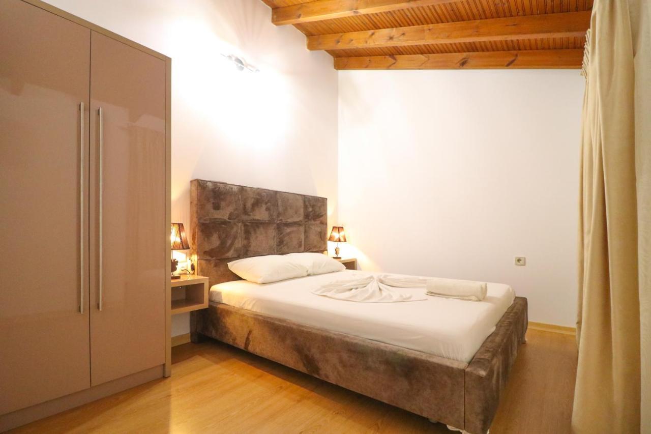 Lido Apartments Himare Ngoại thất bức ảnh