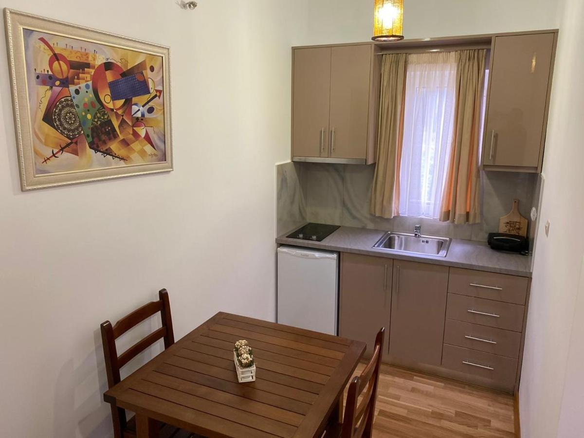 Lido Apartments Himare Phòng bức ảnh