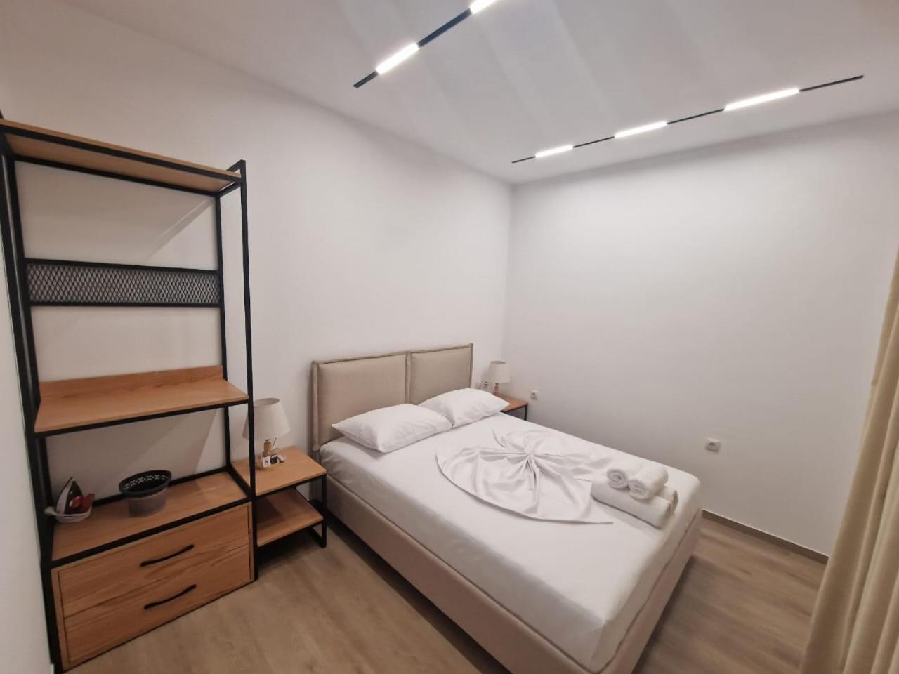 Lido Apartments Himare Ngoại thất bức ảnh