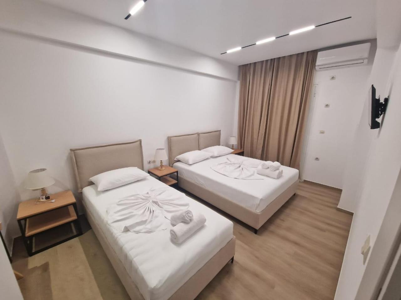 Lido Apartments Himare Ngoại thất bức ảnh