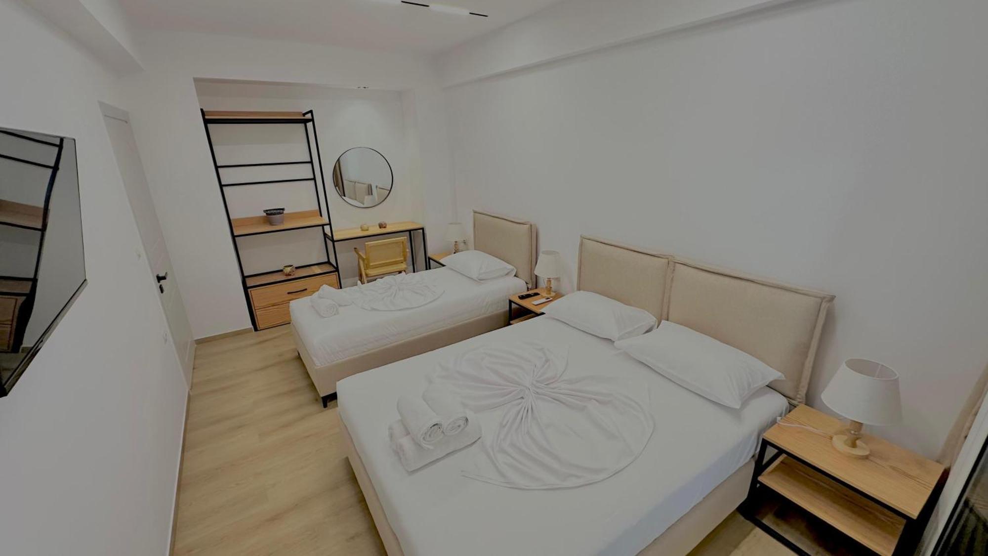 Lido Apartments Himare Ngoại thất bức ảnh