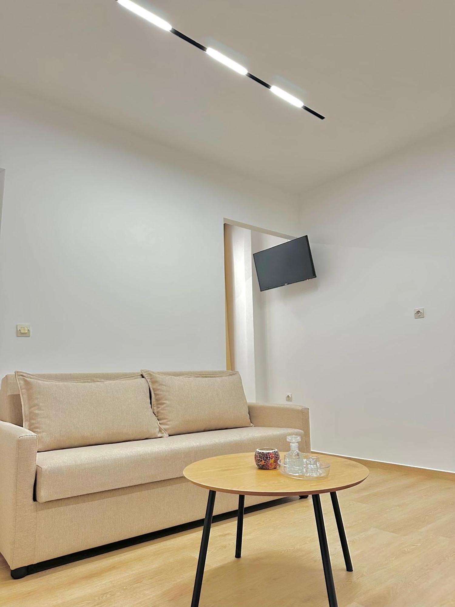 Lido Apartments Himare Ngoại thất bức ảnh