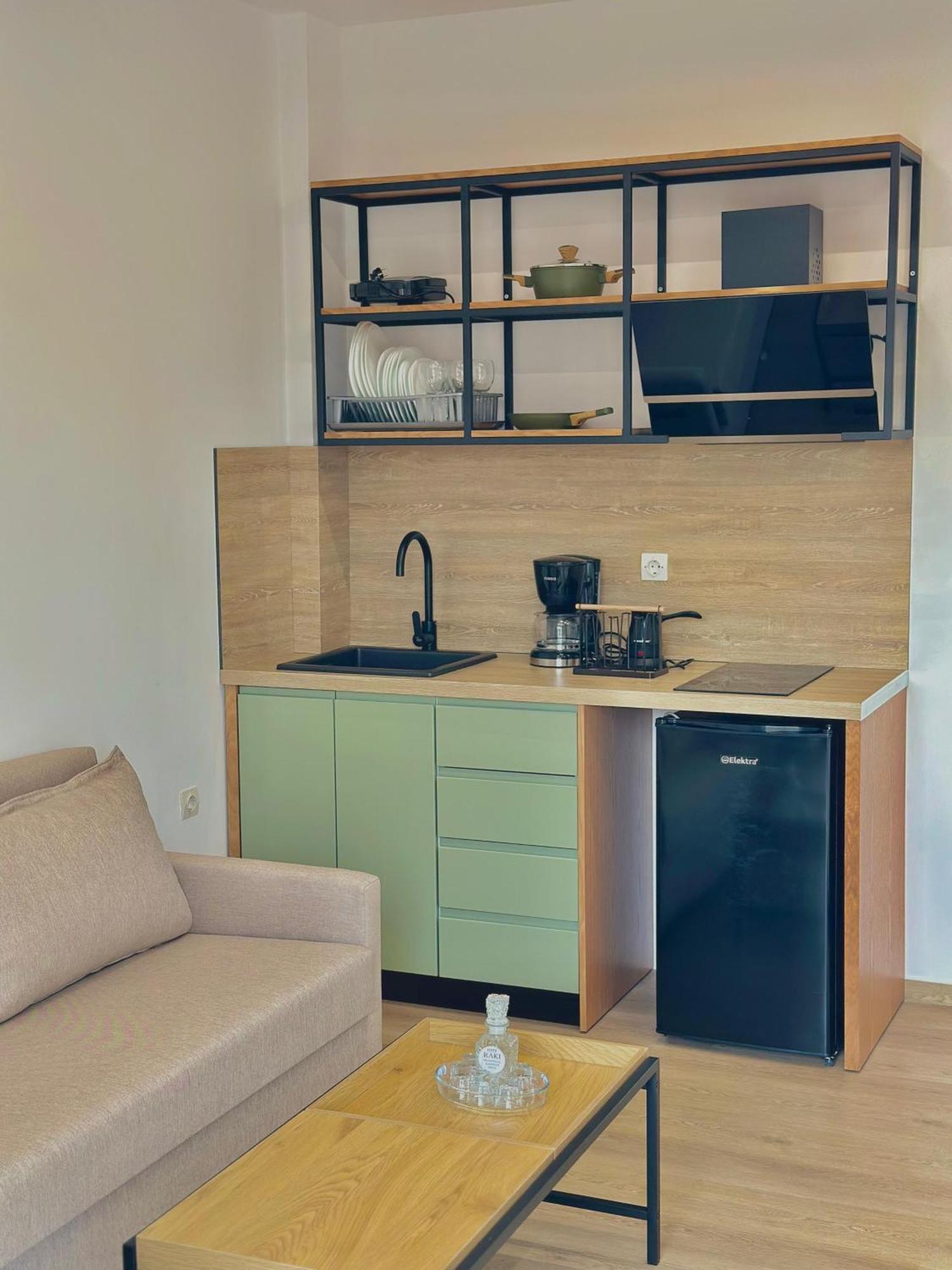 Lido Apartments Himare Ngoại thất bức ảnh